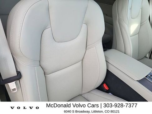 New 2026 Volvo XC90 B6 Ultra w/ Protection Package AWD/4WD image 19