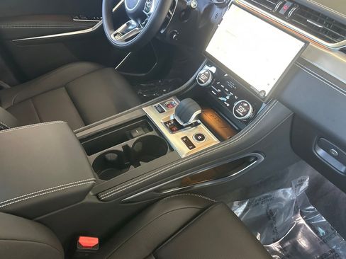 New 2026 Jaguar F-PACE R-Dynamic S AWD/4WD image 24