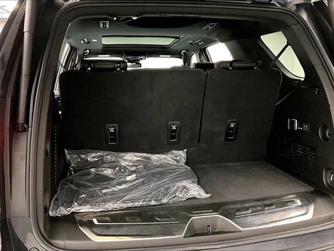Used 2025 Chevrolet Tahoe RST w/ RST Capability Package AWD/4WD image 45