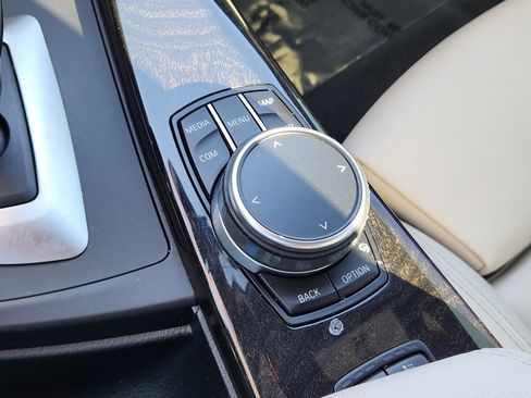 Used 2020 BMW 430i Convertible w/ M Sport Package image 31