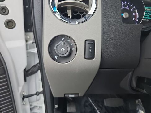 Used 2015 Ford F250 Lariat w/ Camper Package image 19