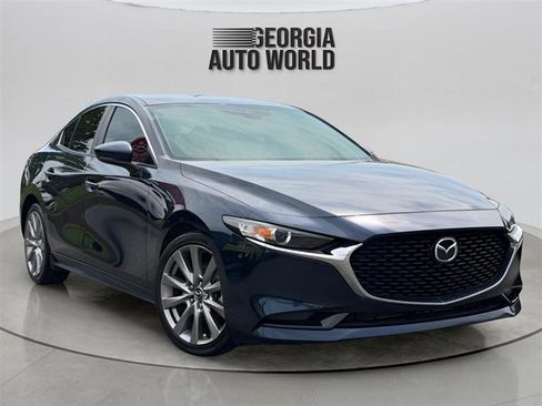 Used 2019 MAZDA MAZDA3 Sedan w/ Select Package FWD image 2