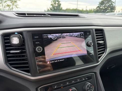 Used 2018 Volkswagen Atlas SE AWD/4WD image 10