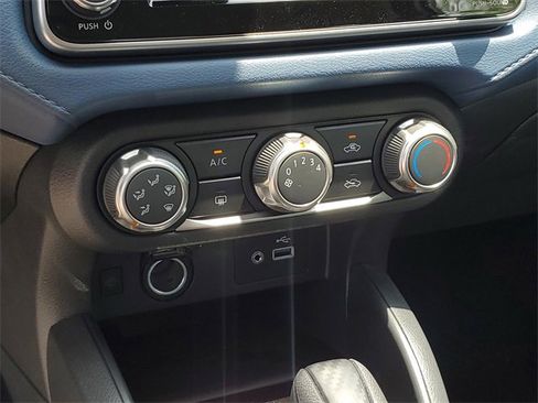 New 2025 Nissan Versa SV w/ Trunk Package image 16