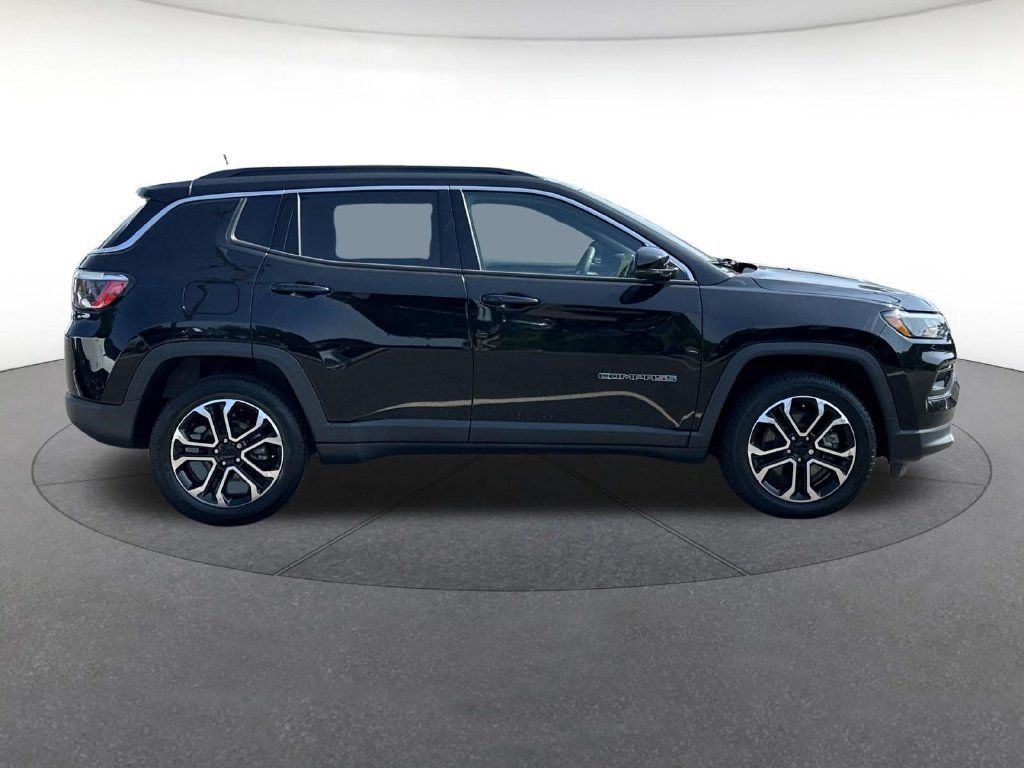 Certified 2023 Jeep Compass Limited AWD/4WD image 7