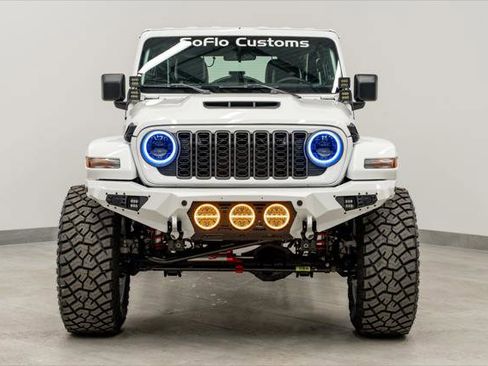 Used 2026 Jeep Wrangler Unlimited Sport image 12