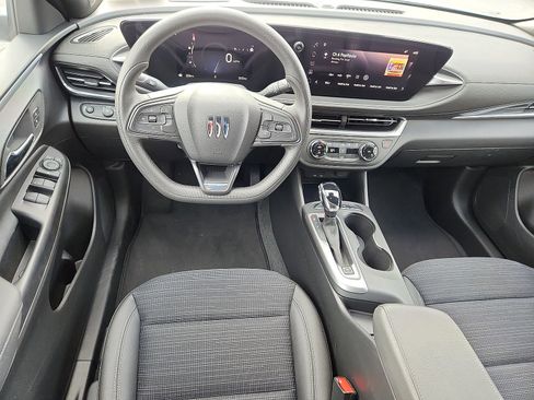 Certified 2024 Buick Envista Preferred image 21