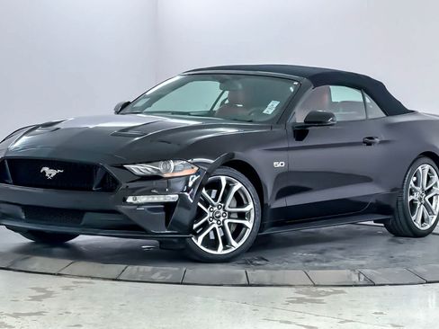 Used 2019 Ford Mustang GT Premium w/ Equipment Group 401A RWD image 10