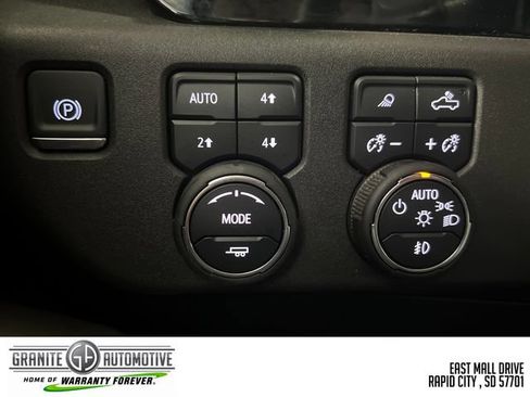 Used 2025 Chevrolet Silverado 1500 ZR2 w/ Technology Package AWD/4WD image 31