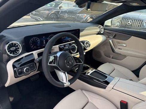 New 2025 Mercedes-Benz CLA 250 4MATIC image 11