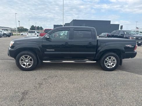 Used 2012 Toyota Tacoma 4x4 Double Cab w/ TRD Sport Upgrade Pkg image 4