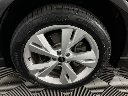 Used 2023 Audi Q4 e-tron Premium Plus image 11