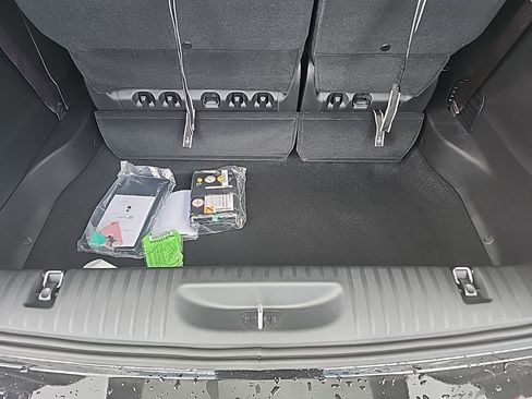 New 2026 Chrysler Pacifica Select image 19