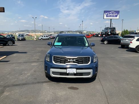 Used 2025 Kia Telluride S AWD/4WD image 3