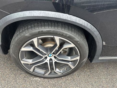 Used 2019 BMW X5 xDrive40i w/ Executive Package AWD/4WD image 5