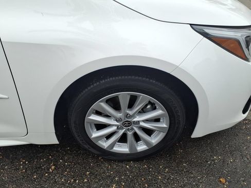 Used 2024 Toyota Corolla SE w/ SE Package FWD image 6