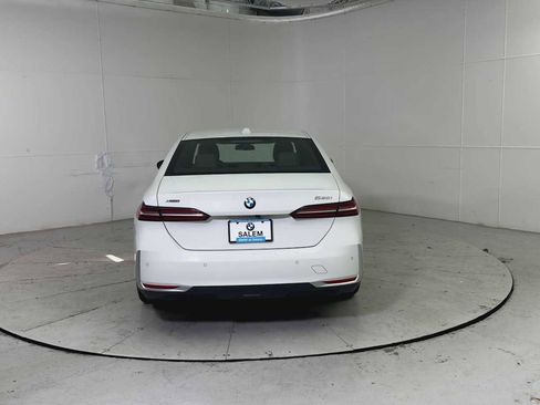 Used 2026 BMW 530i xDrive AWD/4WD image 3