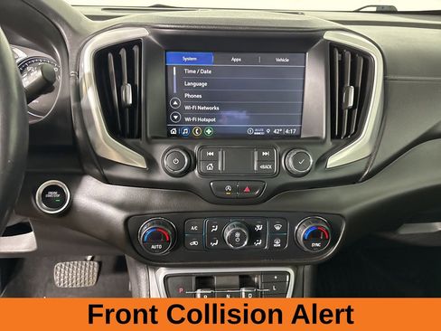 Used 2022 GMC Terrain SLT image 14