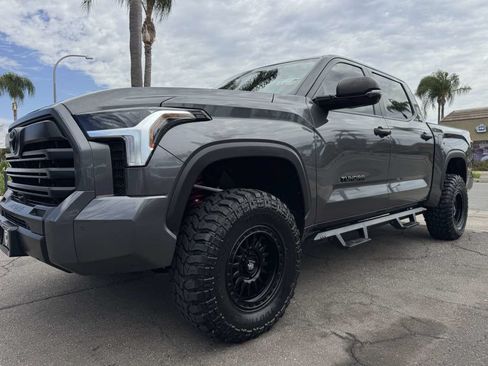Used 2024 Toyota Tundra SR5 w/ SR5 Convenience Package AWD/4WD image 13