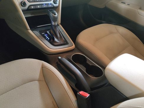 Used 2018 Hyundai Elantra Value Edition image 26
