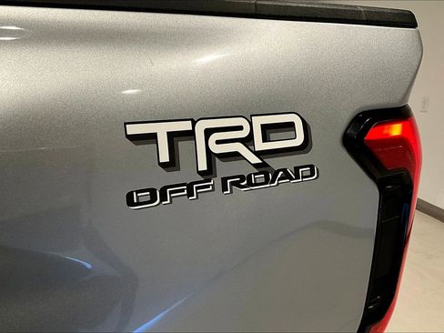 Used 2024 Toyota Tacoma TRD Off-Road image 24