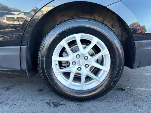 Used 2023 Chevrolet Equinox LT AWD/4WD image 27