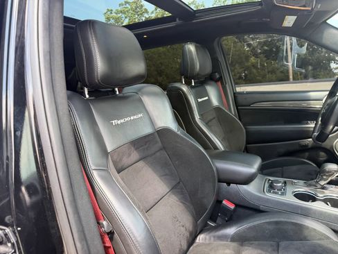 Used 2018 Jeep Grand Cherokee Trackhawk AWD/4WD image 48
