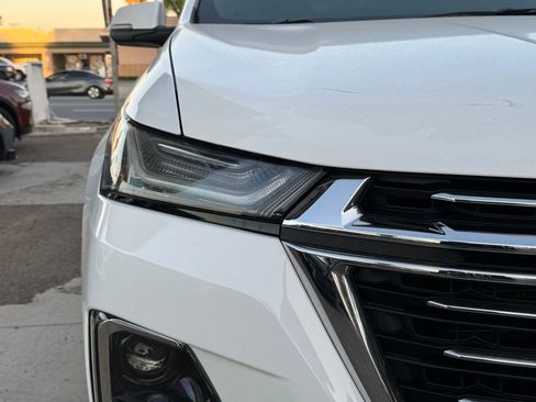 Used 2022 Chevrolet Traverse LT image 5