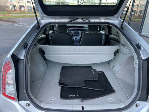 Used 2013 Toyota Prius Two image 20