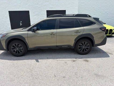 Used 2025 Subaru Outback Onyx Edition AWD/4WD image 8
