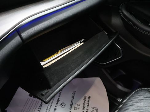 Certified 2024 Jeep Grand Cherokee Overland image 38