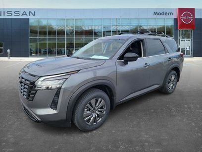 New 2026 Nissan Pathfinder SV