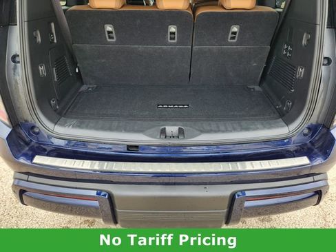 Used 2025 Nissan Armada SL image 30