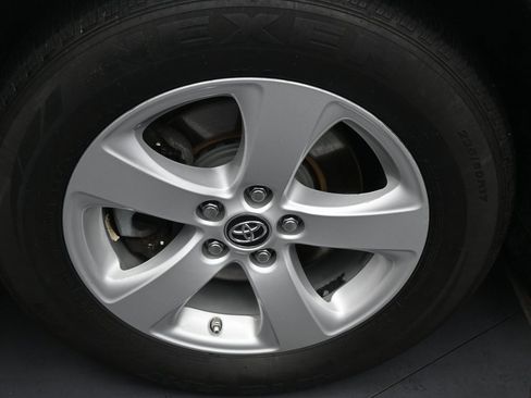 Used 2019 Toyota Sienna LE image 15