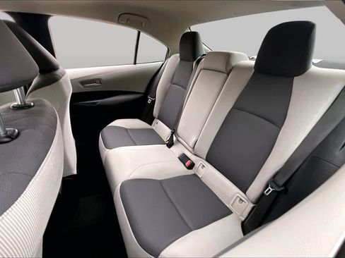 Used 2024 Toyota Corolla LE FWD image 20