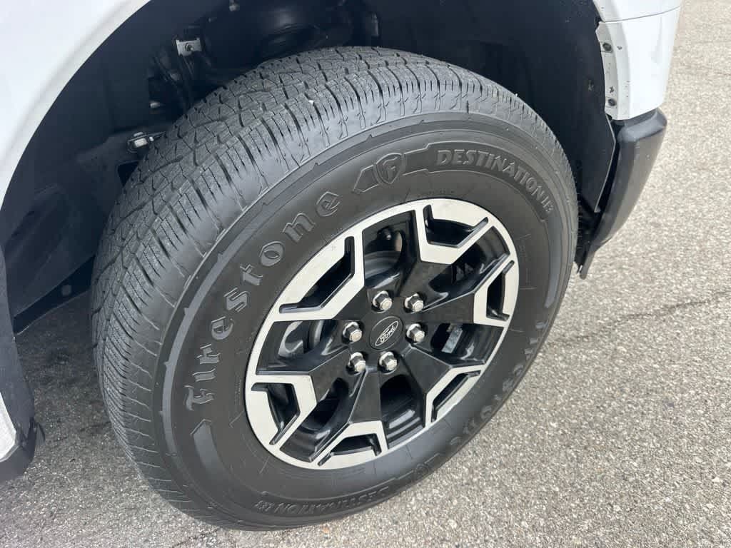 Used 2022 Ford F150 Lightning Pro AWD/4WD image 5