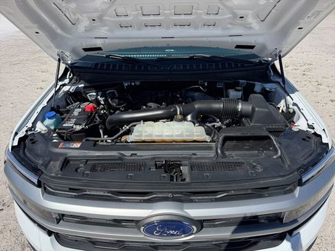 Certified 2024 Ford Expedition Max XLT image 31