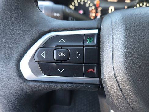 Used 2023 Jeep Compass Latitude w/ Convenience Group image 11