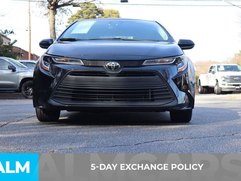Used 2025 Toyota Corolla LE image 4
