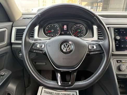 Used 2019 Volkswagen Atlas SE w/ Panoramic Sunroof Package image 11