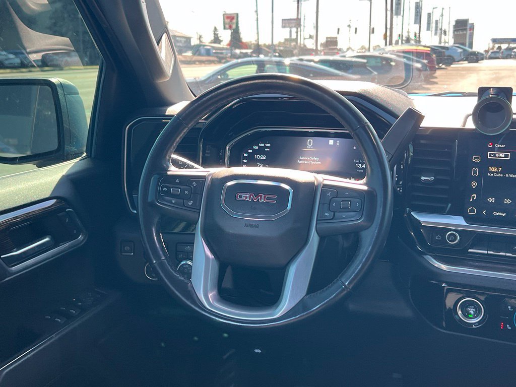 Used 2022 GMC Sierra 1500 Elevation w/ X31 Off-Road Package AWD/4WD image 16