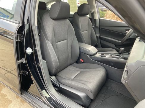 Used 2024 Honda Accord EX image 20