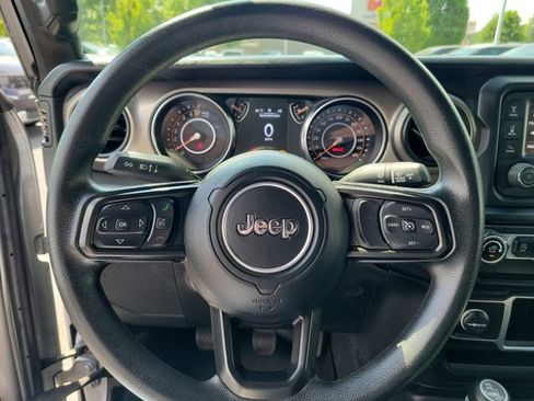 Used 2020 Jeep Wrangler Sport AWD/4WD image 14
