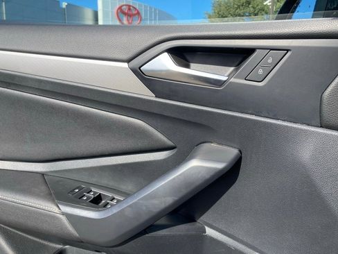 Used 2024 Volkswagen Jetta S image 13