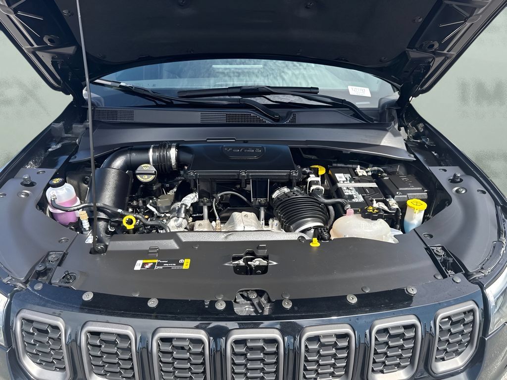 Used 2025 Jeep Compass Limited w/ High Altitude Package AWD/4WD image 29