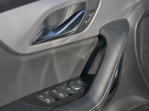 Used 2025 Chevrolet Blazer LT image 26