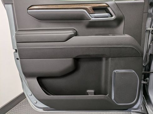 Used 2023 GMC Sierra 1500 Elevation image 22