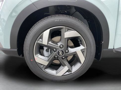 New 2026 Hyundai Venue SEL image 38