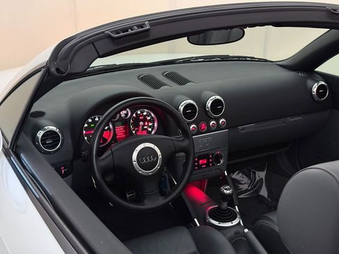 Used 2003 Audi TT 1.8T image 29
