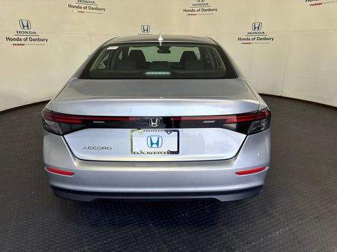 Certified 2025 Honda Accord LX image 9